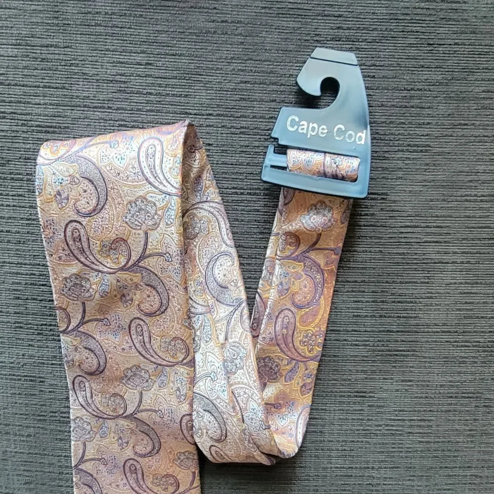 CAPE COD Neckwear Men's  Tie Paisley Pattern with Multicolor Accents